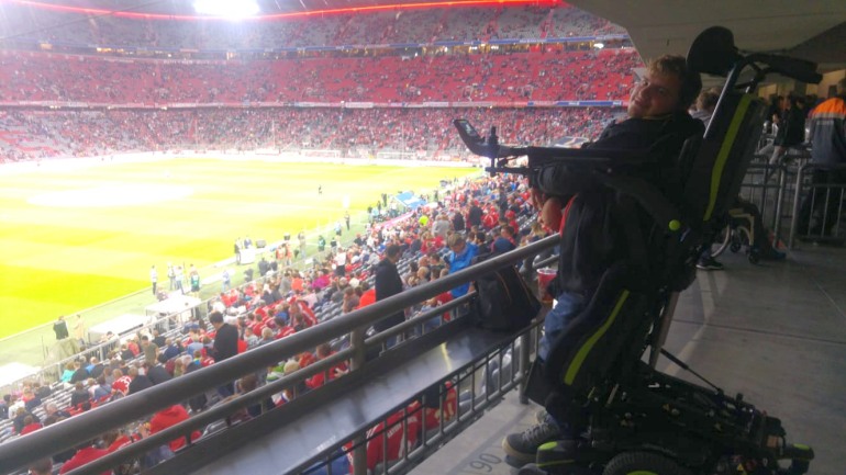 Franz Seer mit Q700-UP M in der Allianz Arena