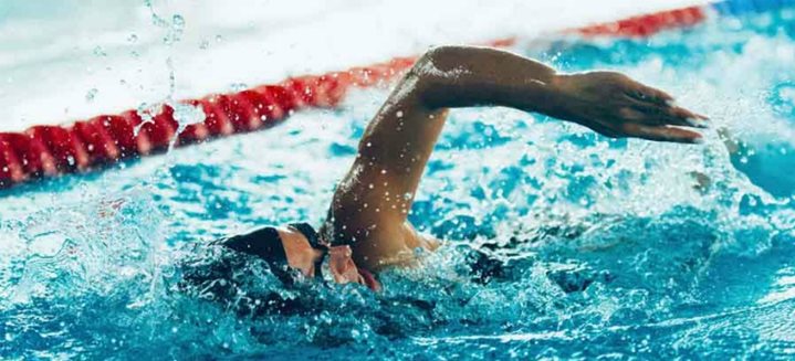 Barrierefreie Schwimmbäder & paralympisches Schwimmen: Hintergründe & Fakten