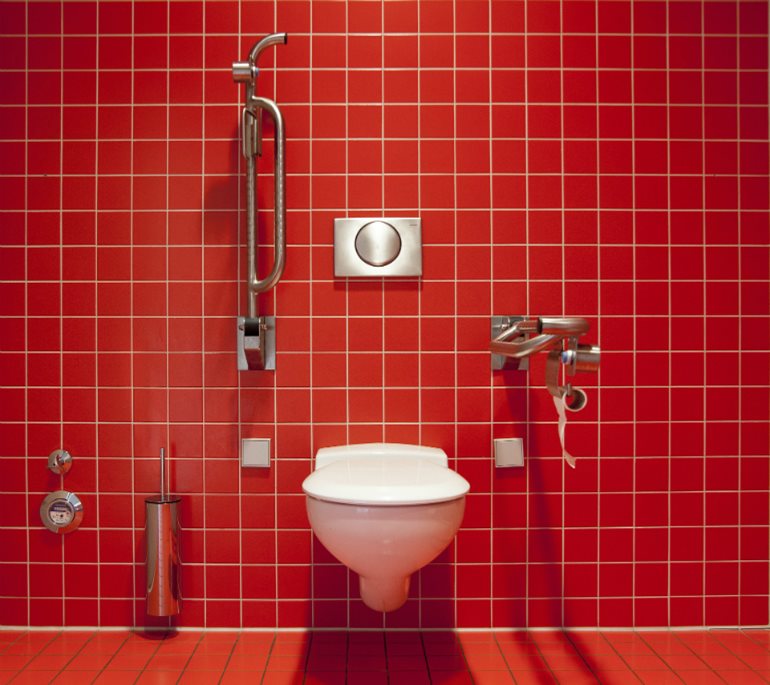 Adaptive Toilette - Rollstuhlgerechtes Badezimmer