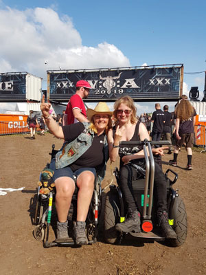 Andrea mit Juliane - Wacken 2019