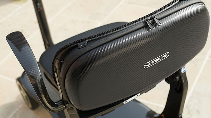 Zusätzliche Tasche für die Rückenlehne
