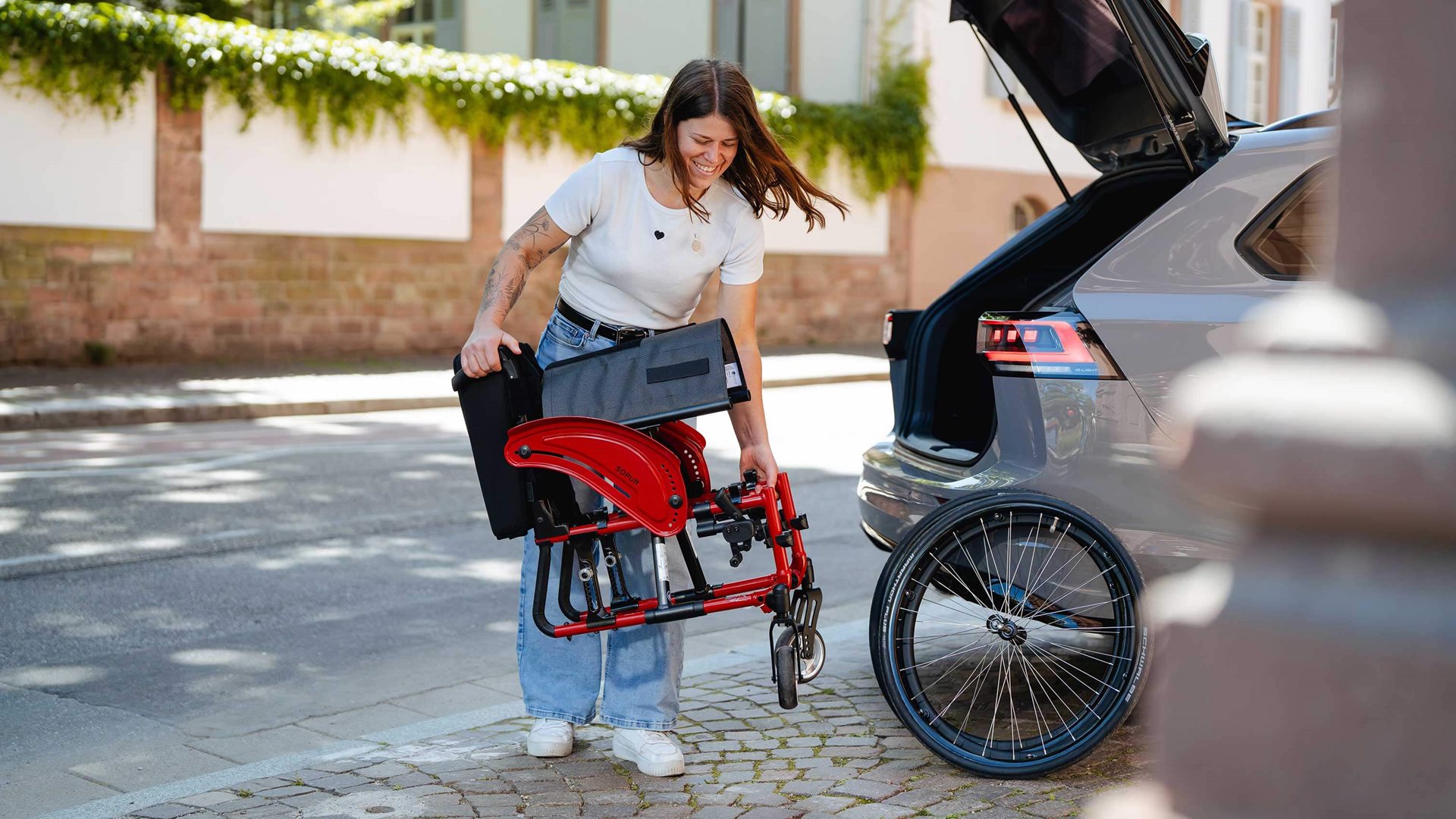 EINFACH ZU HANDHABEN – IMMER DABEI