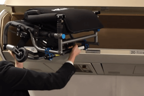Tiga FX - der gefaltete Rollstuhl der überall Platz findet