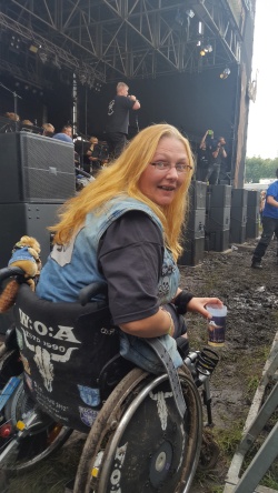 Wacken 2017 - Andrea bei Firefighters